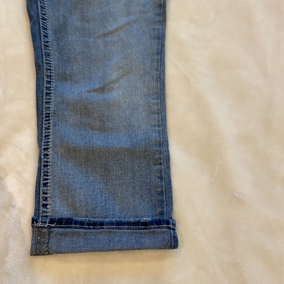 Silver Jeans Aiko Capris 31/22.5 Mid-Rise - Picture 5 of 11